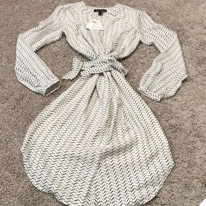 NWT- Banana Republic - 8